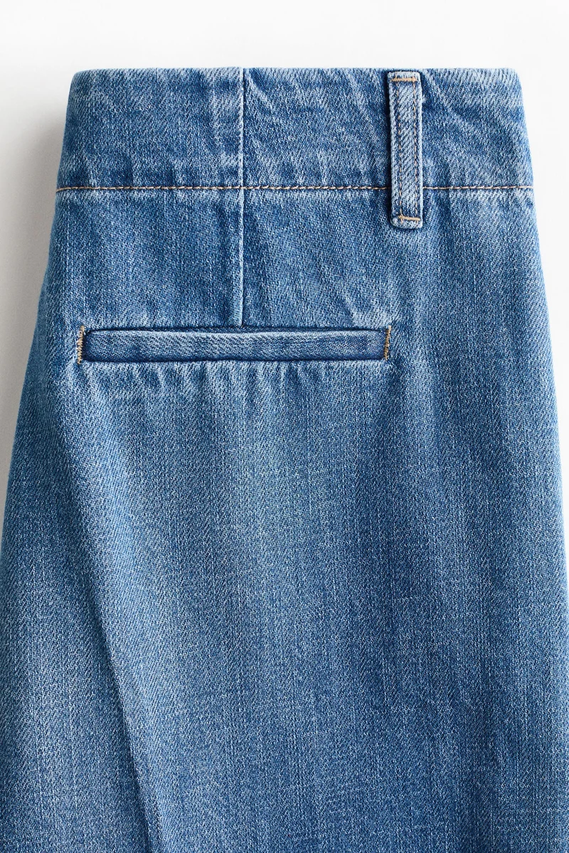 اتش اند ام جينز بخصر عالي وقصّة مستقيمة